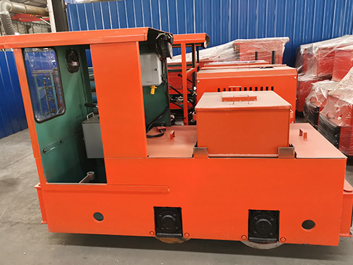 机车在矿调试视频