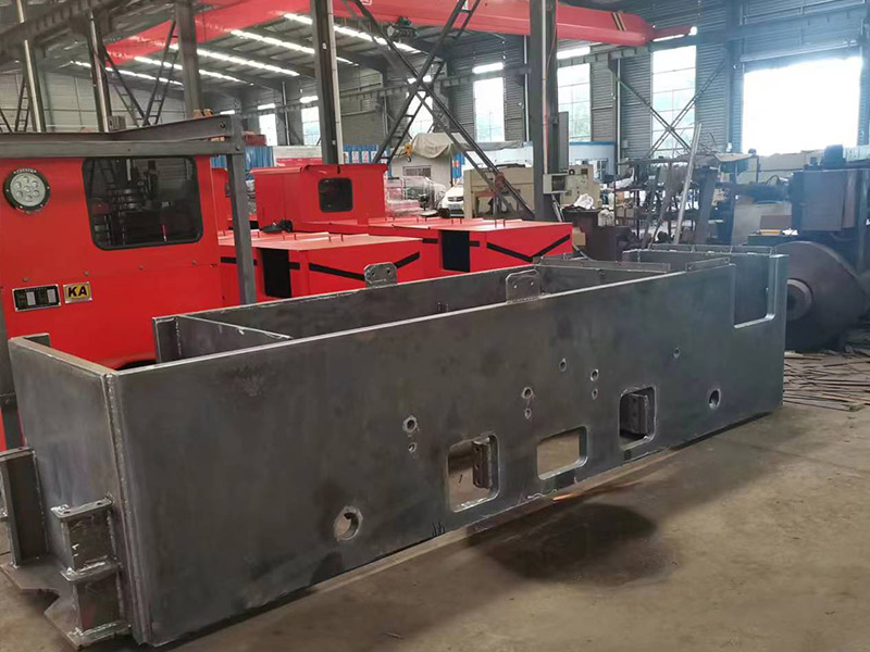 蓄电池电机车隔爆插销的作用有哪些